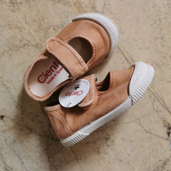 CIENTA TRAMPKI BAREFOOT NA RZEP 452-777-141 ARCILLA, PIASKOWE PRZECIERANE